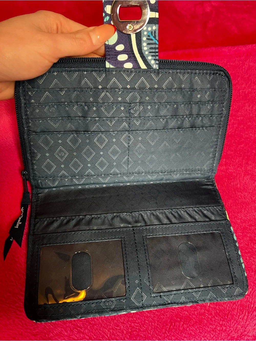 Blue Island Medallion Turnlock Wallet- Vera Bradley 2020 - Picture 7 of 7